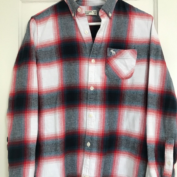 Boys shirt - Picture 3 of 4